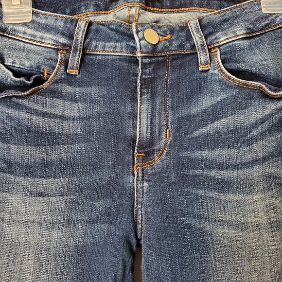 GUESS Sexy Curve Jeans - Picture 2 of 3